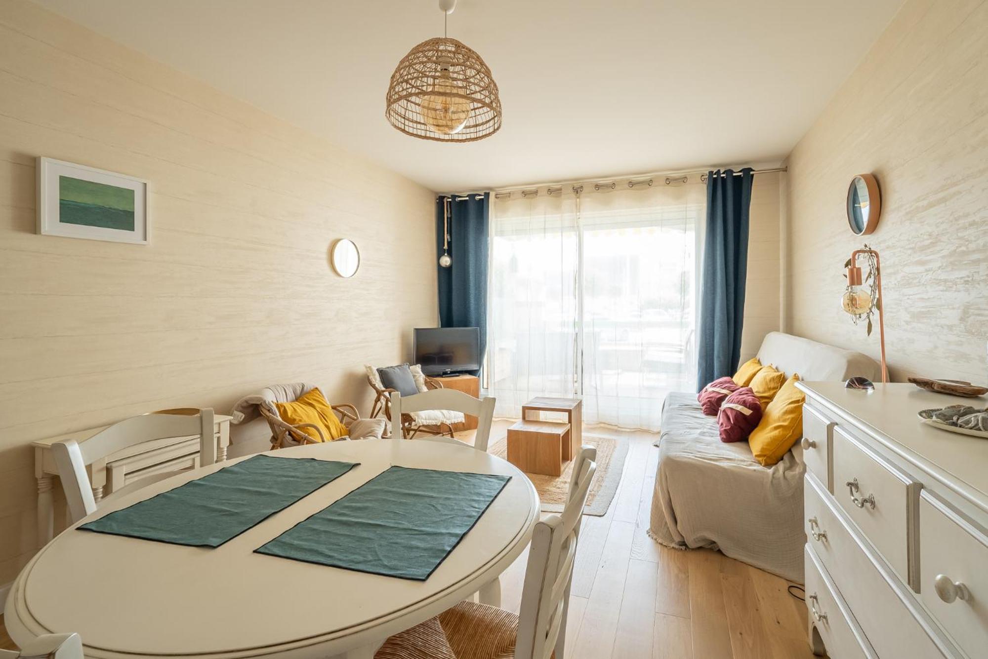 Agreable Appartement Et Terrasse A 2 Pas De La Mer Wimereux Buitenkant foto
